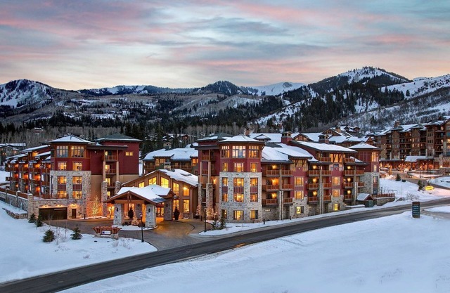 Park City Sunrise Lodge at Canyon's Village Ski-In Ski-Out