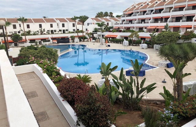 Parque Santiago 1, Modern 2 Bedroom Air-conditioned Apartment