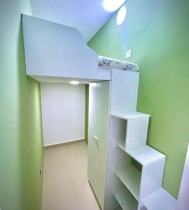 Partition Room