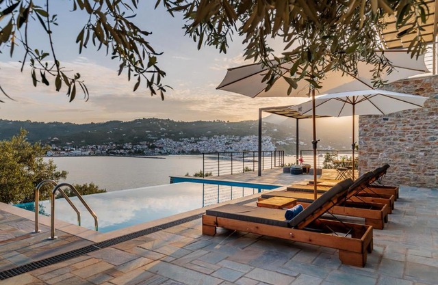Pasithea Skopelos Retreat