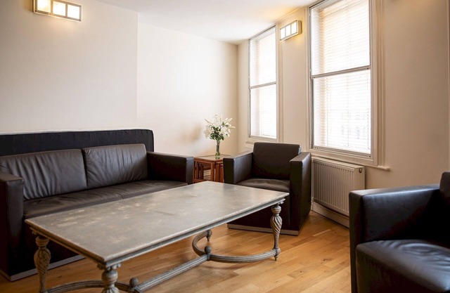 Pass the Keys | Gorgeous & Relaxing flat in the heart of Reading