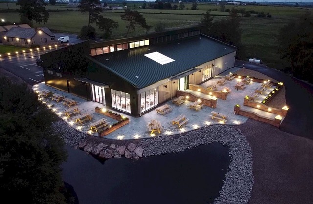 Pass the Keys | Gorgeous Lake Lodge with HTub Outstanding Views