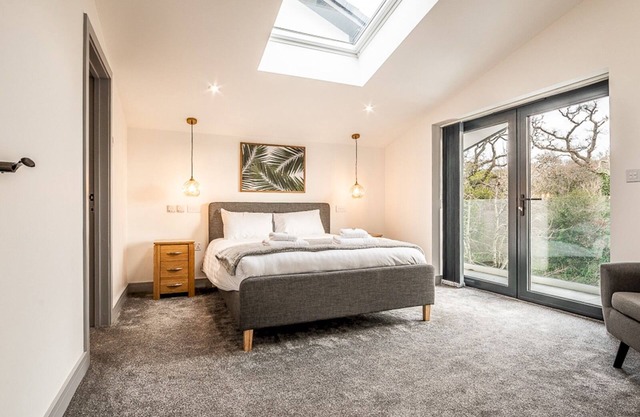 Pass the Keys | Luxury holiday home in Exmouth with parking