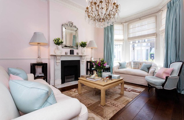 Pastel Chelsea, by Veeve