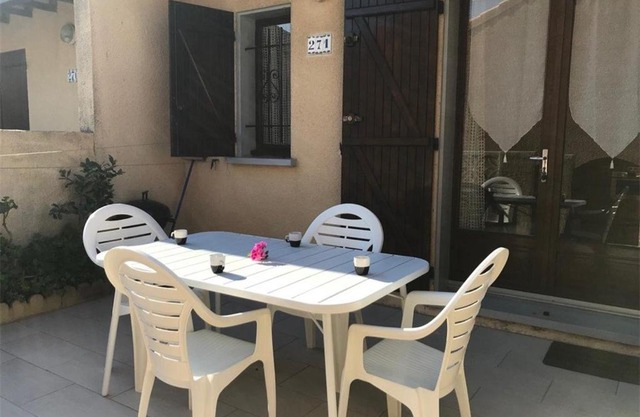 Pavillon T2 Mezzanine, 6 couchages, proche plage, terrasse, parking privé, TV, lave-linge - FR-1-81-92