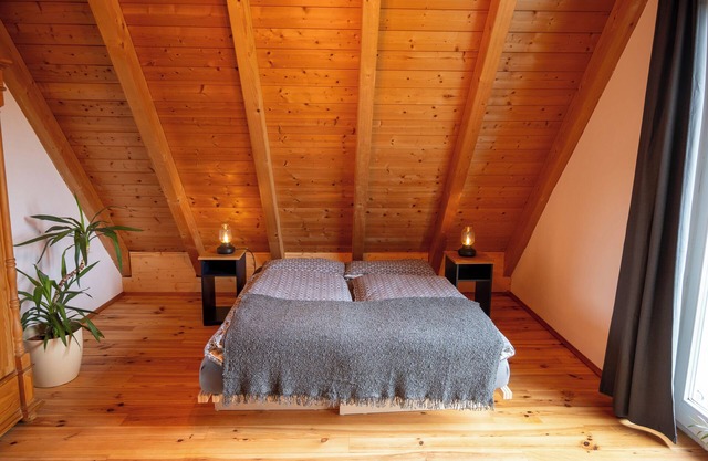 Peaceful Village Oasis | Fireplace | Garden | Parking | Wi-Fi | Essentials