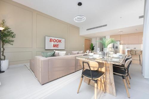 Peaceful 4-Bedroom Bright Kitchen Space in Dubai Creek Harbour