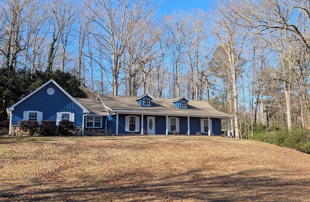 Peaceful 4-bedroom house in charming Columbus