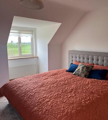 Peaceful Countryside Stay in Glasson