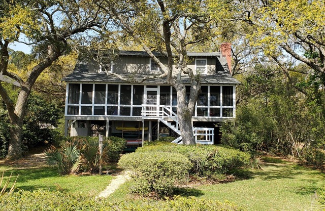 Peaceful House with Dock on Marsh