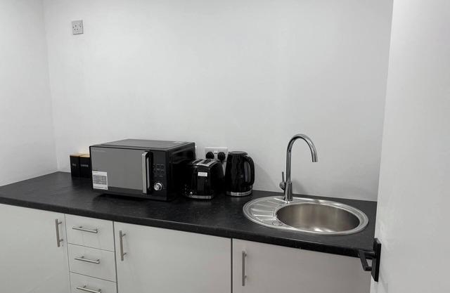 Peaceful Luton Apartment - Perfect for City Break