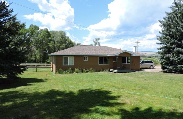 Peaceful Montana Retreat on 4 Acres – Clean, Quiet & Surrounded by Nature