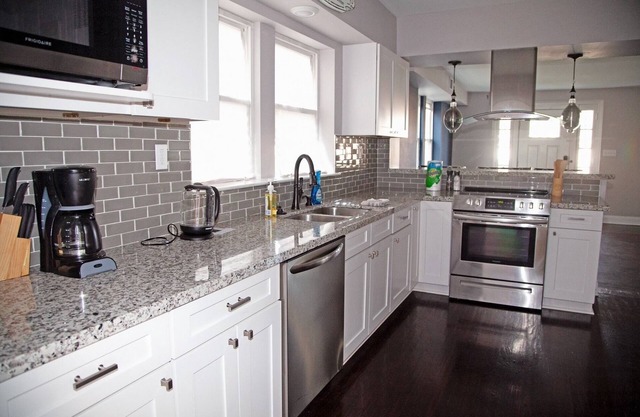 Peaceful New Orleans Home! Perfect for your family or company.