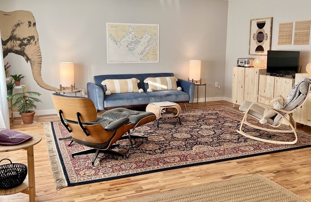 Peaceful, Newly Renovated Home Away From Home