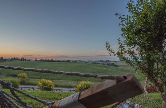 Peaceful Panoramic Paradise 5 min to Siena's Centre-1 of 3 Apartments - Sleeps 4