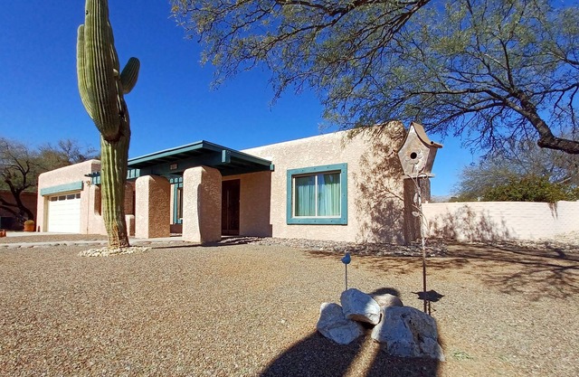 Peaceful Ranch Style Home in Quiet Safe Neighborhood
