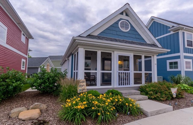 Peaceful River Nights | 1 Bed, 1 Bath