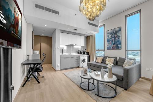 Peaceful Studio Midtown 20 mins to Expo City by Vibel