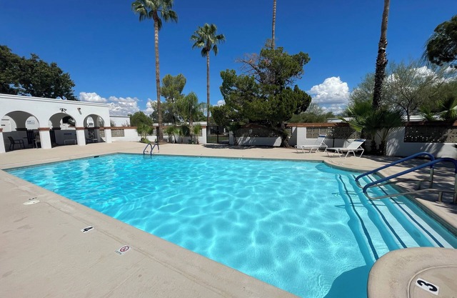 Peaceful Villa-2 Bdrm with Pool-55+ Community