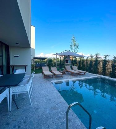 Pearl Pool Luxury Villa