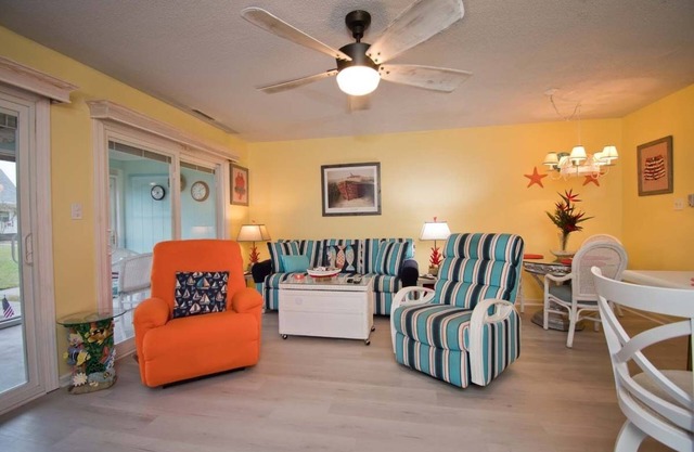 Pebble Beach G-103, Oceanside Condo in Emerald Isle, NC!