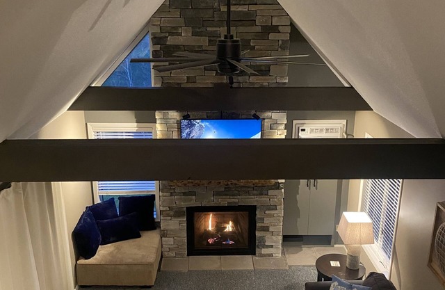 Peek' n Peak Resort and Spa Condo, less than 100 yards from the slopes