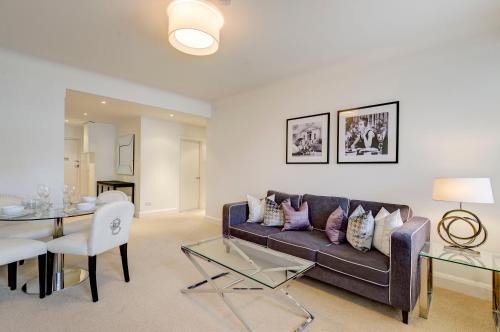 Pelham Court Apartments