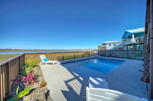 Pelicans Porch by AvantStay Private Pool Views