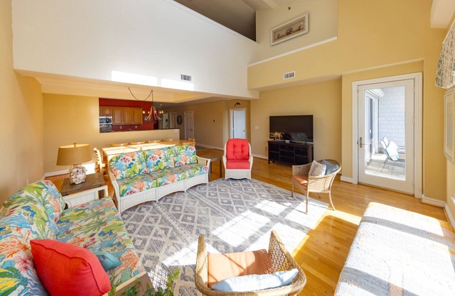 Penthouse Condo Sandbridge 4 Bedrooms