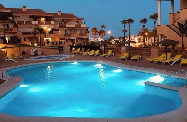 Penthouse Avec Piscine, Terrasse et vue sur mer