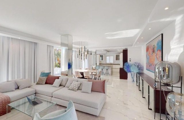 Penthouse La Alcazaba Puerto Banus