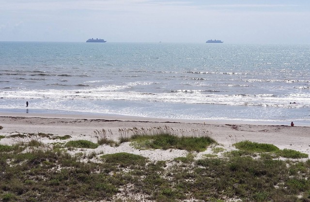 Penthouse Oceanfront condo with direct beach access and sweeping views
