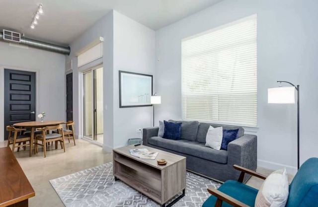 Peony At Millennium - Elegant 2 BDR in Houston
