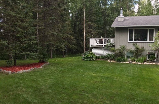 Perfect Alaskan Retreat 5+ Bedroom on Large Secluded Property