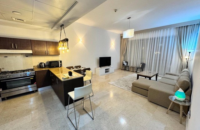 Perfect family Holiday Home in center of Dubai with all amenities. Pet-friendly.