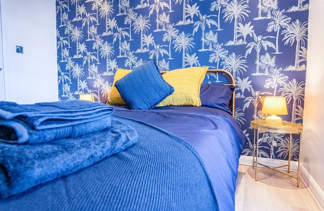 Perfect flat for the beach and town centre