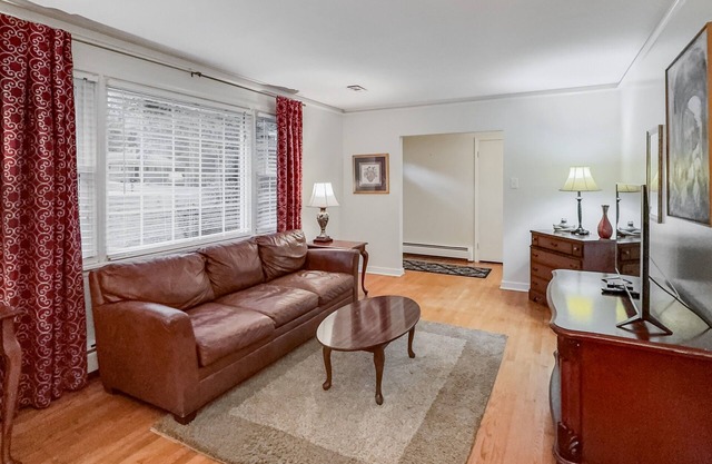 Perfect for Extended Stays! 1 Level, Ironbridge Rd Area, Pet Friendly