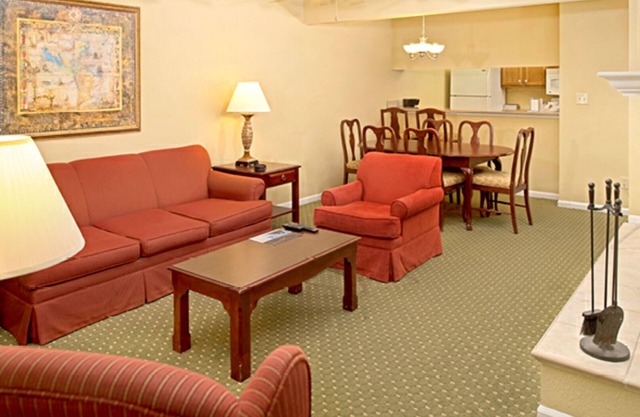 Perfect for large groups. 8BDR/8BA package in Historic Powhatan Resort.