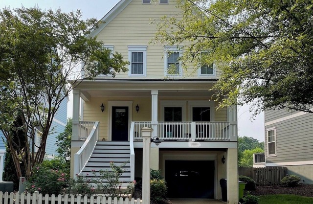 Perfect for UVA Graduation! Walking distance to Football Stadium and Grounds.