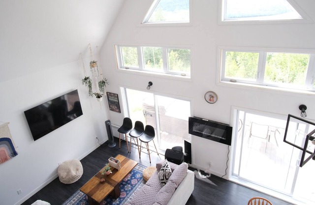 Perfect Getaway at Ô'Ptit Loup!
