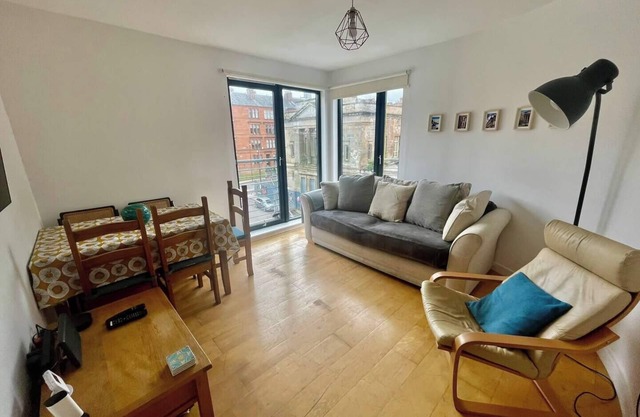 Perfect Location in Heart of Glasgow West End! | Pass the Keys