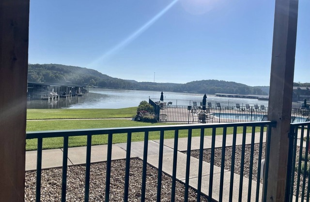 Perfect location! Lakefront 3 bdr condo in quiet cove and next to heated pool!