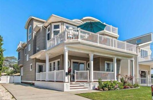 Perfect Seashore Home one block from the beach & close to tennis and playground.