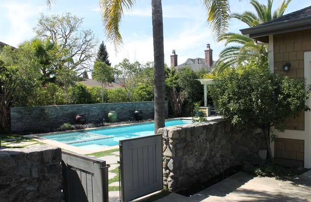 Perfect Sonoma Location: Blocks From The Plaza, Pool, Spa, Spacious & Private