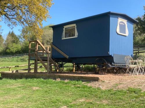 Pet Friendly - 2 Guests - Original Roadsmans Wagon