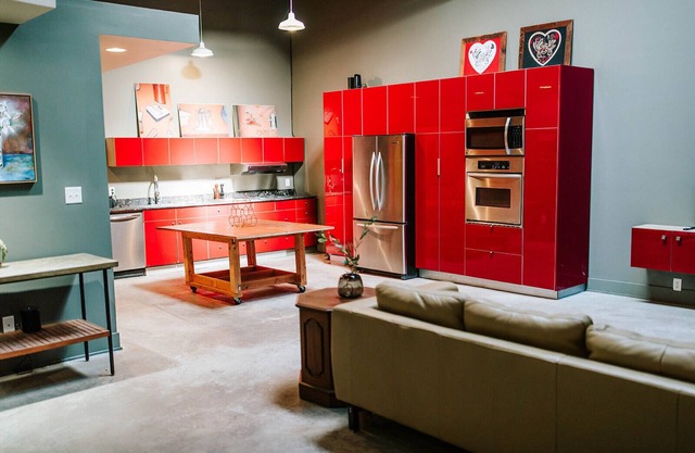 Pet-Friendly 2BR DAWGout by MHM Luxury Properties