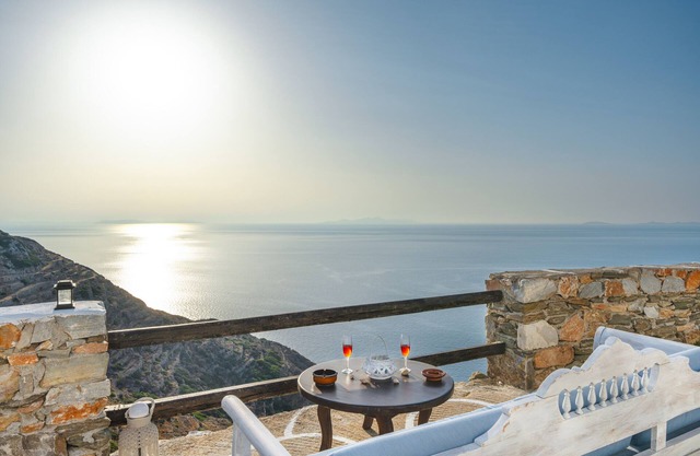 Pet-Friendly Apartment 'Milos' with Sea View Wi-Fi