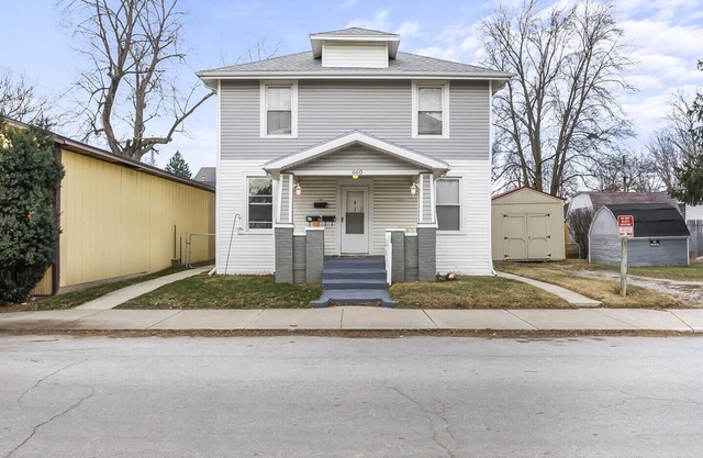 Pet Friendly Apt w/Fenced Yard