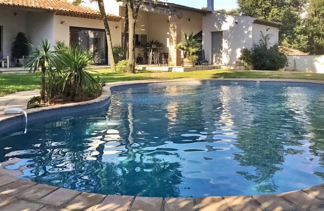 Pet friendly home in Uchaux