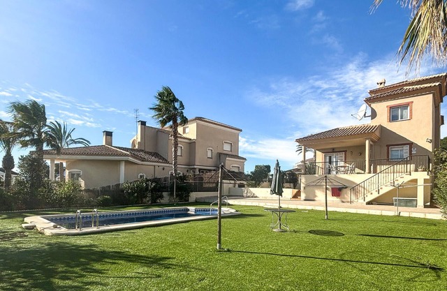 Pet friendly home in Vera